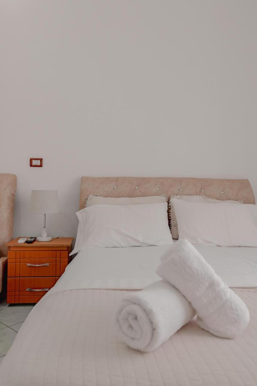 Sunflower Hotel Ksamil Kültér fotó